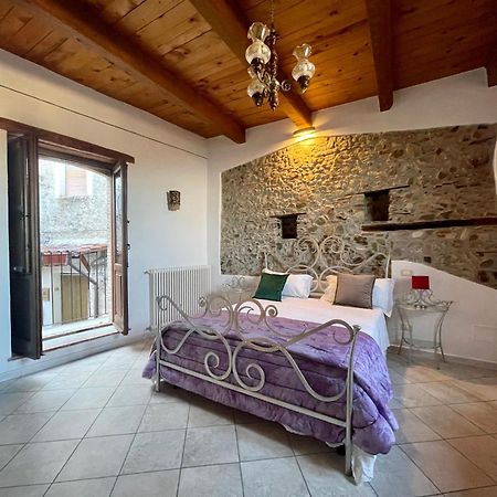 Bed and Breakfast La Magara Civita Esterno foto
