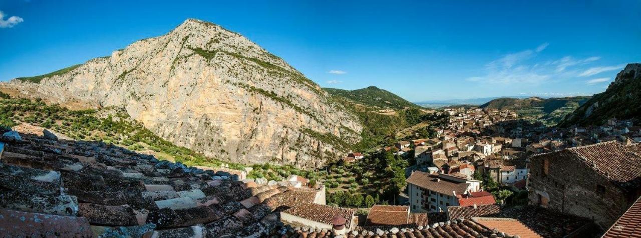 Bed and Breakfast La Magara Civita Esterno foto