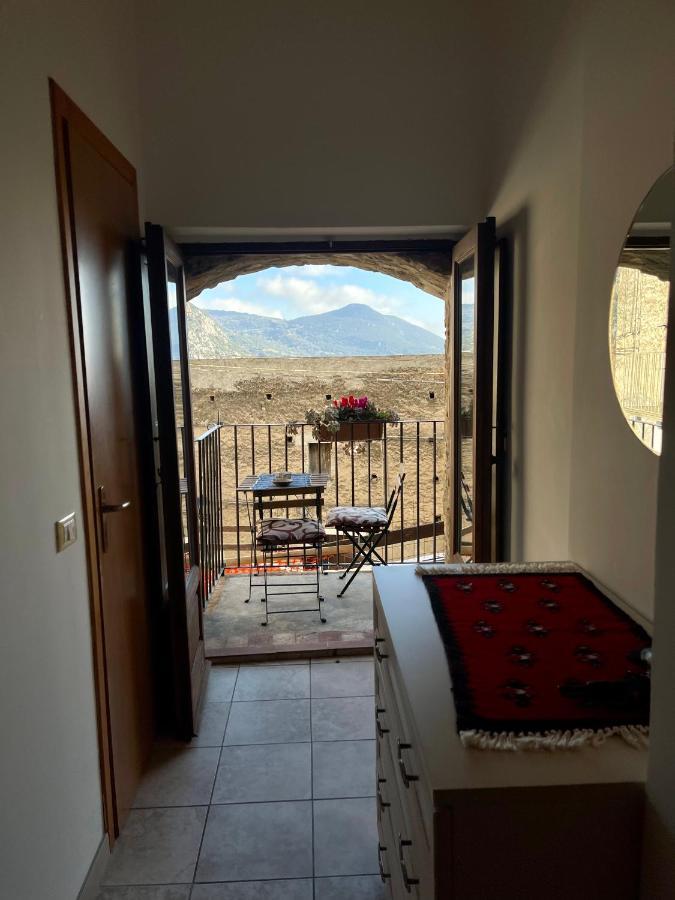 Bed and Breakfast La Magara Civita Esterno foto